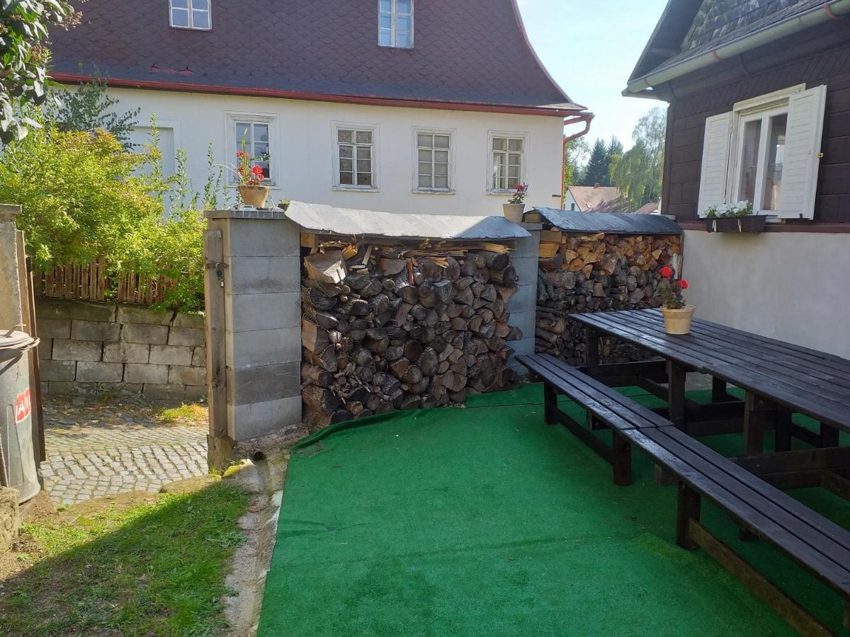 Chalupa U Kostela Chřibská Extérieur photo
